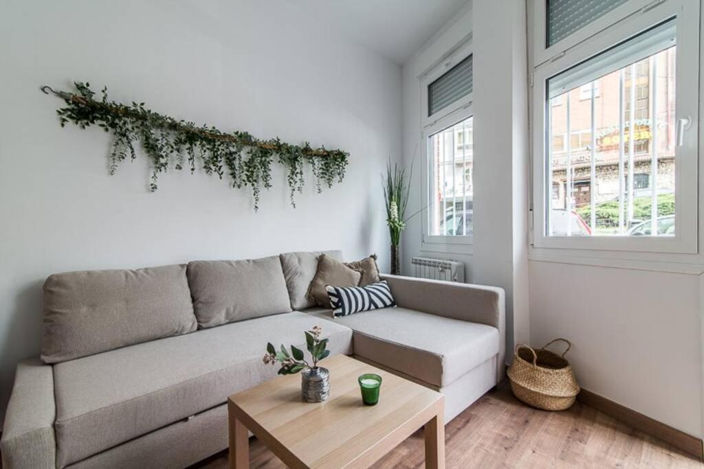 #15PIN-1 Apartamento de un dormitorio en Tetuán Madrid Esterno foto