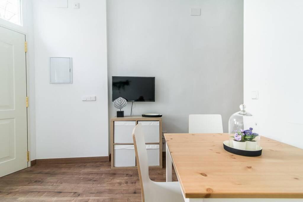 #15PIN-1 Apartamento de un dormitorio en Tetuán Madrid Esterno foto